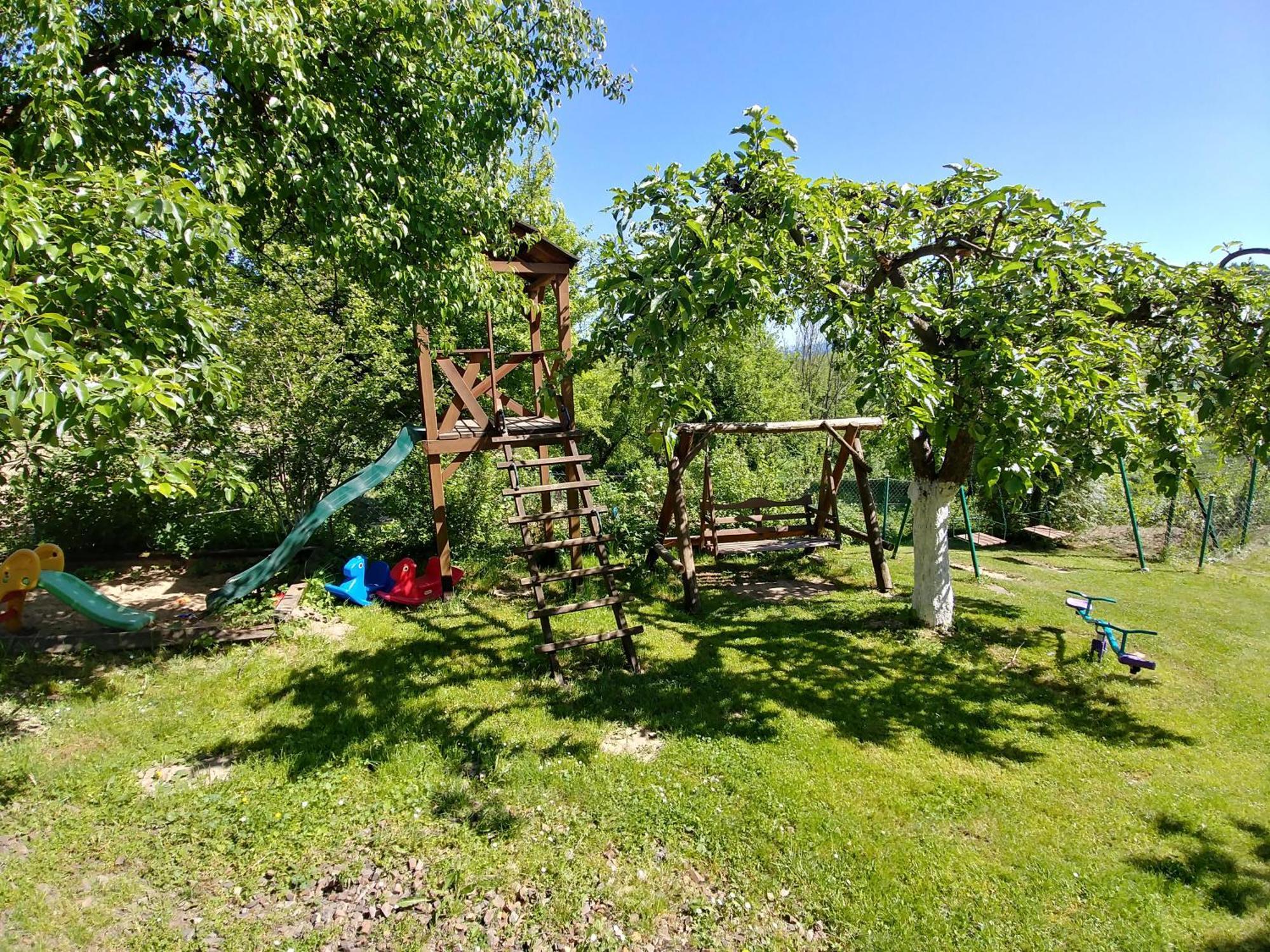 Dom Goscinny Ewa - Noclegi W Polanczyku Exteriör bild